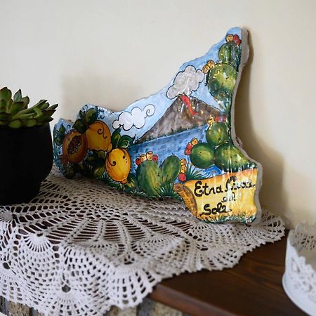 مبيت وإفطار نيكولوسي Etna Casa Del Sole المظهر الخارجي الصورة